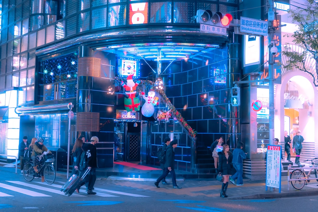 Photo cyberpunk commercial spaces