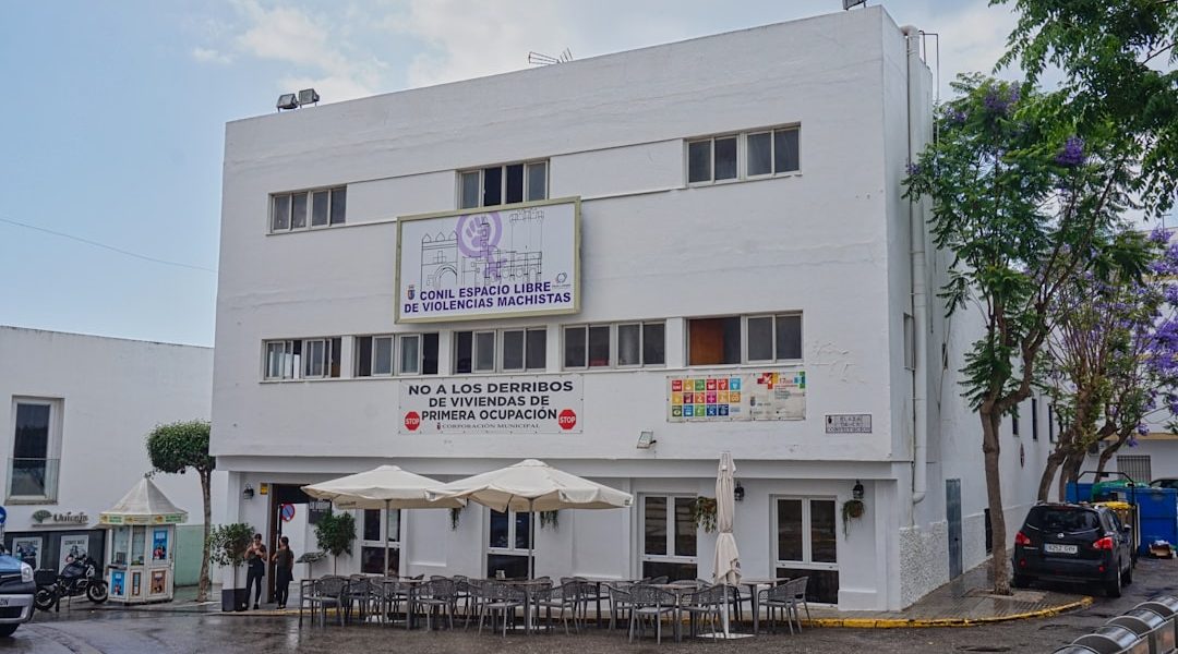 Photo biohacking center