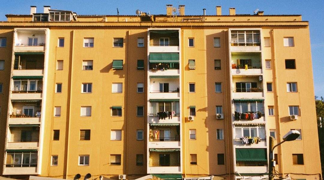 Photo apartment rental market