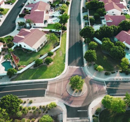 Photo real estate market