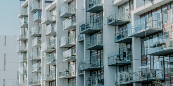 Photo sales strategy for apartments in 2027